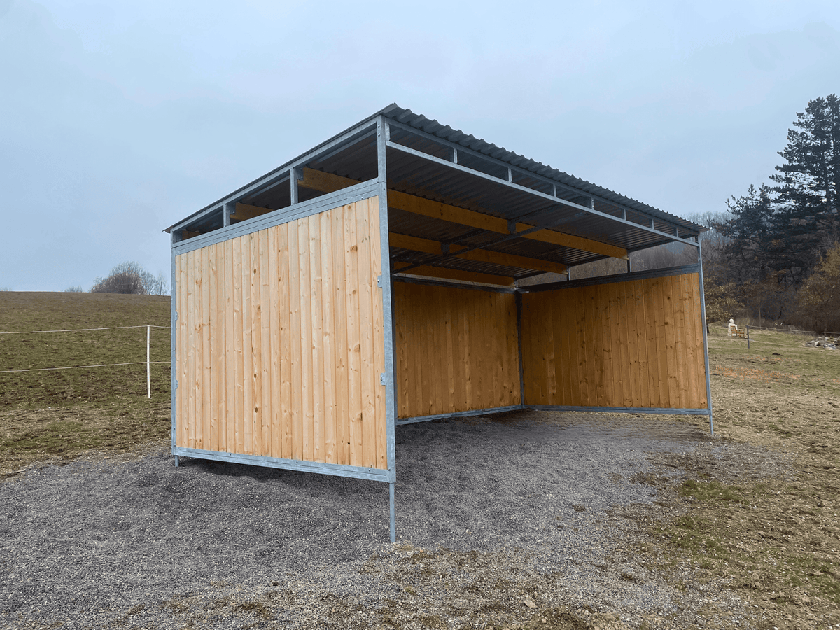 Dřevěný přístřešek pro koně 3 x 6 m